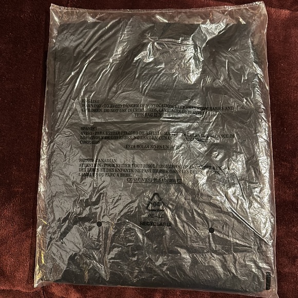 Antisocial social club 2XL brand new still in the bag with tags black - Picture 4 of 6